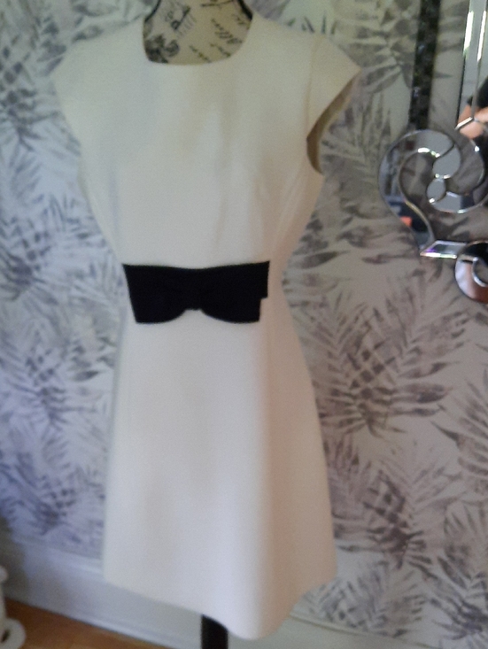 kate spade Dresses & Skirts - kate spade Cream Mini Dress with Black Waist Bow
